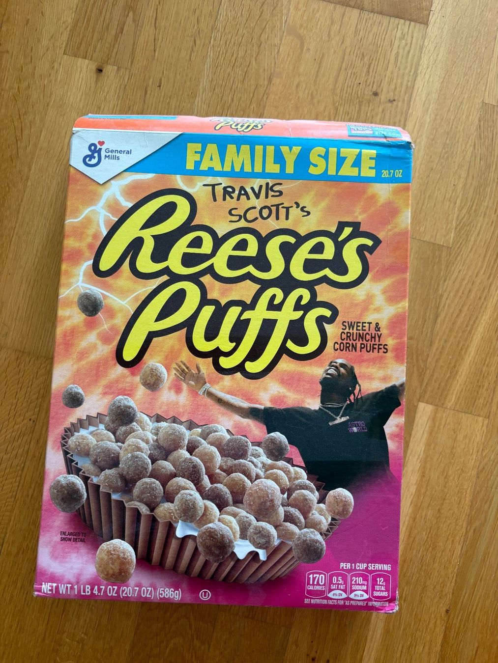 Tutte le decorazioni: Travis Scott Reeses Puffs Edition, nur die Box – Usato da Bern venduto da fin_99t2