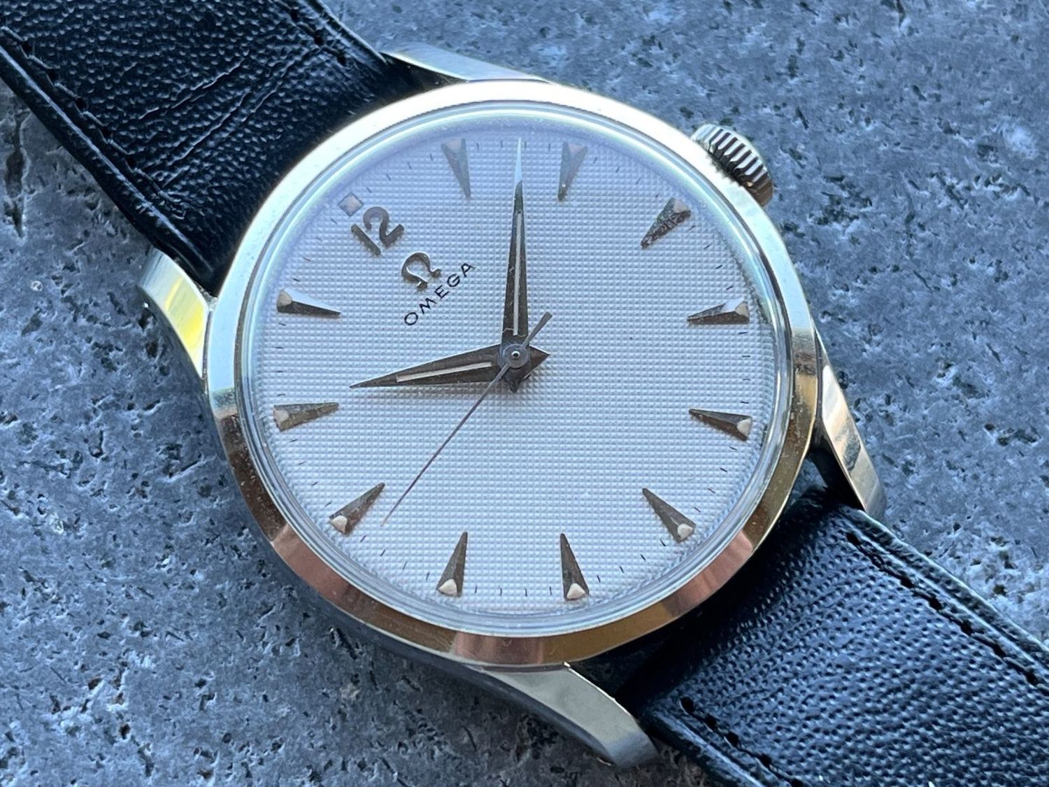 Omega Uhren: OMEGA 2640-3 HONEYCOMB NOS – Neu (gemäss Beschreibung) aus Beinwil am See von watchfever 2