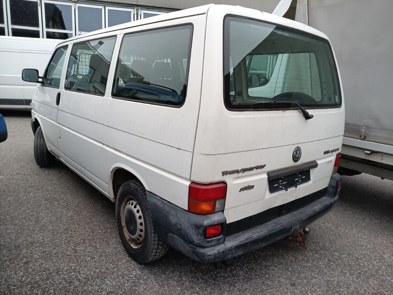 Volkswagen Tutti pezzi di ricambio auto: VW T4 Ersatzteile – Usato da Gunzwil venduto da pas_j925 1