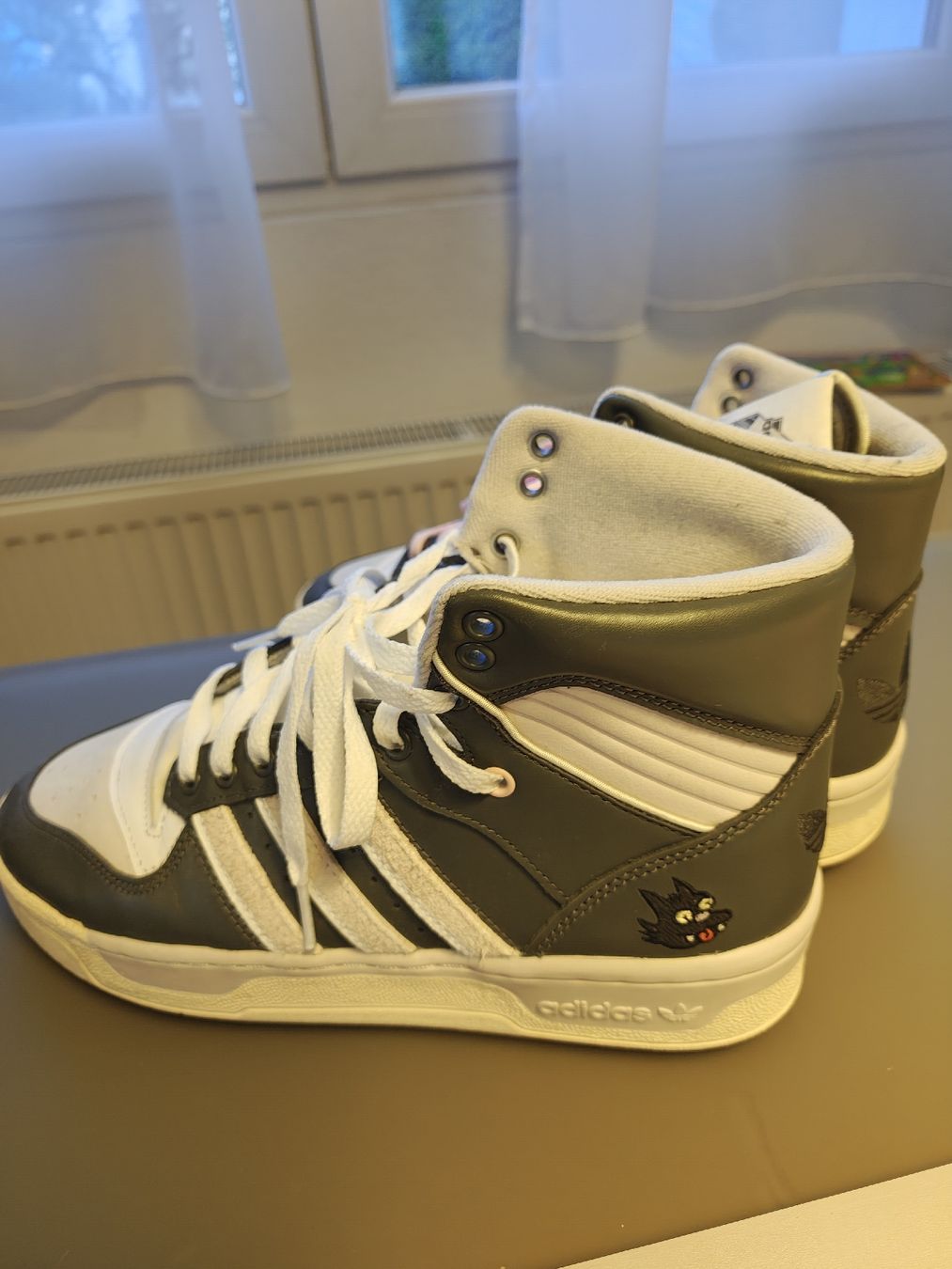 Adidas Scarpe da uomo: Adidas Sneaker Simpsons – Usato da Rothrist venduto da mk_swiss23 2