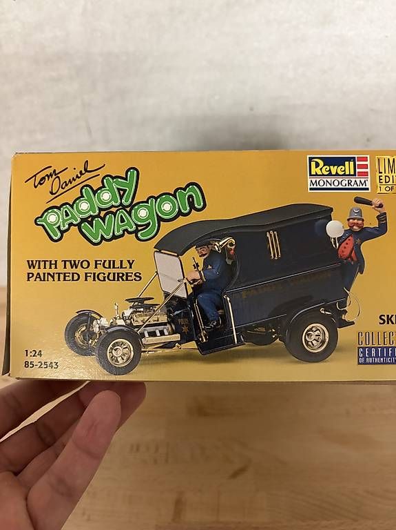 Modellini d'auto: Monogram 1/24 Paddy Wagon – Nuovo (secondo la descrizione) da Gränichen venduto da pro2010