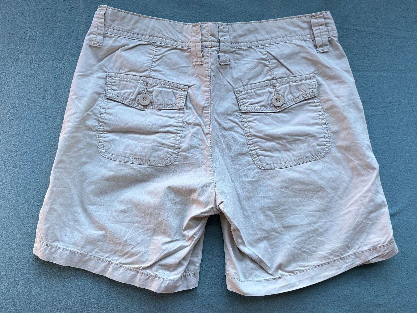 Calvin Klein Pantaloni: Calvin Klein cargo shorts size US2 – Usato da Adliswil venduto da fashionholic 2