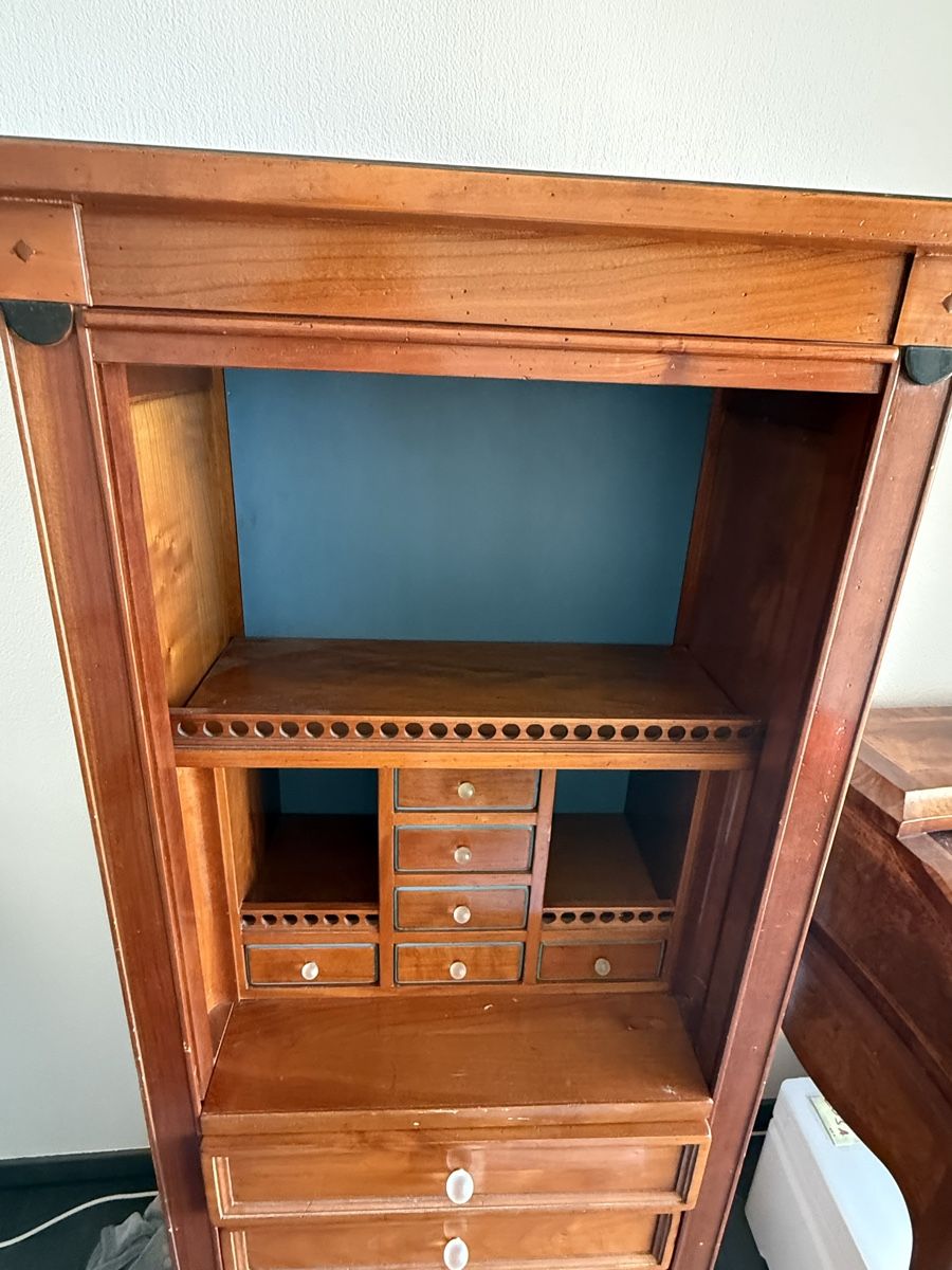 Armadi: Antiker Rolladenschrank – Usato da Chur venduto da pet_q7kd 1