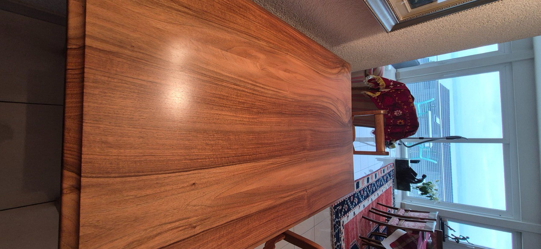 Tischset: Table en noyer massif – Gebraucht aus Bevaix von chr_vcx6 4