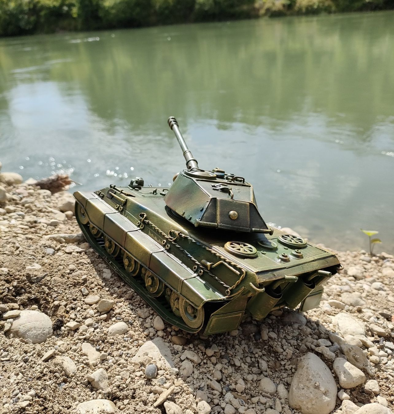 Kits de montage: Panzer Königstiger aus Blech handgefertigt – Neuf (Voir description) à Langendorf par Blechfahrzeuge 9