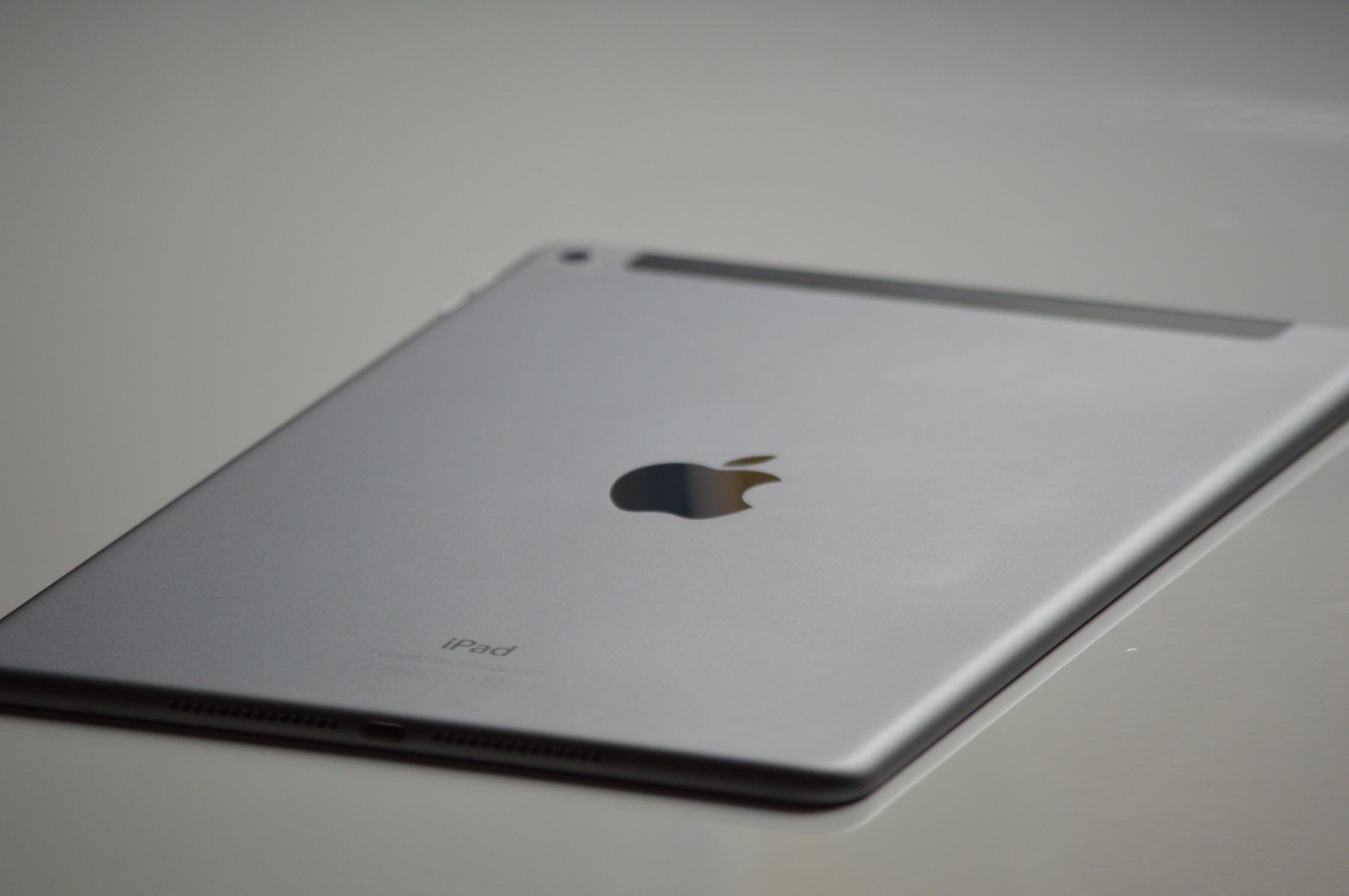 Apple Tablet PC: iPad Air 2, Top Zustand – Usato da Rehetobel venduto da Matte0 4