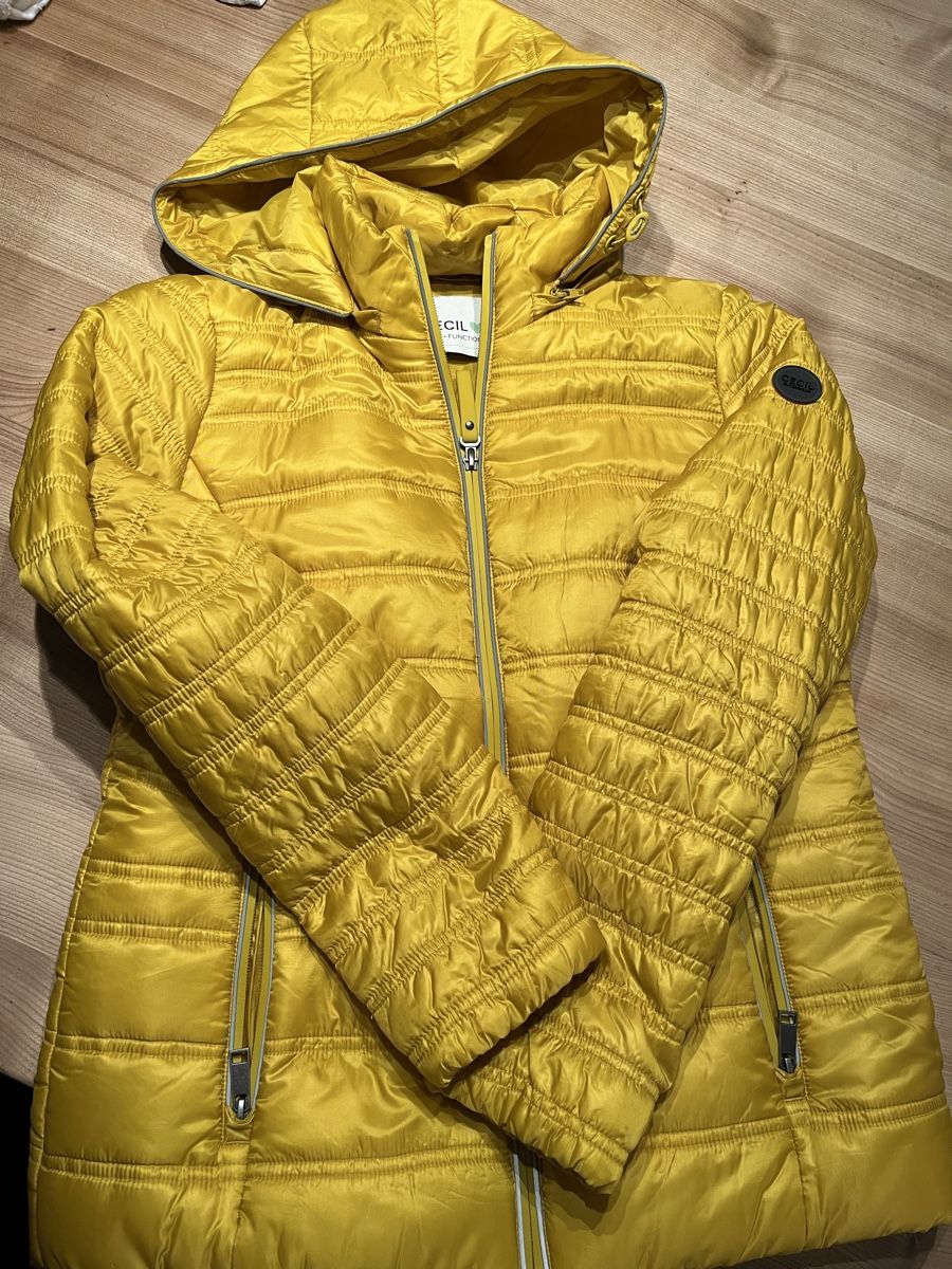 Cecil Vestes: Cecil Steppjacke gelb, Grösse S/M – Neuf (Voir description) à Wilen b. Wollerau par urs_9s5y 1