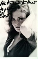 Jacqueline Bisset - Original Autogramm auf Foto in s/w