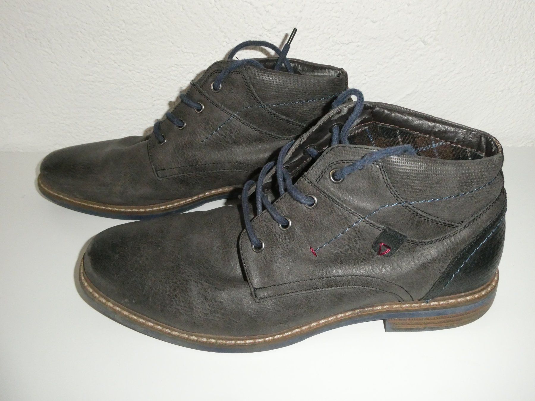 Herrenschuhe: Schuh Gr.43 – Gebraucht aus Mels von KOSL