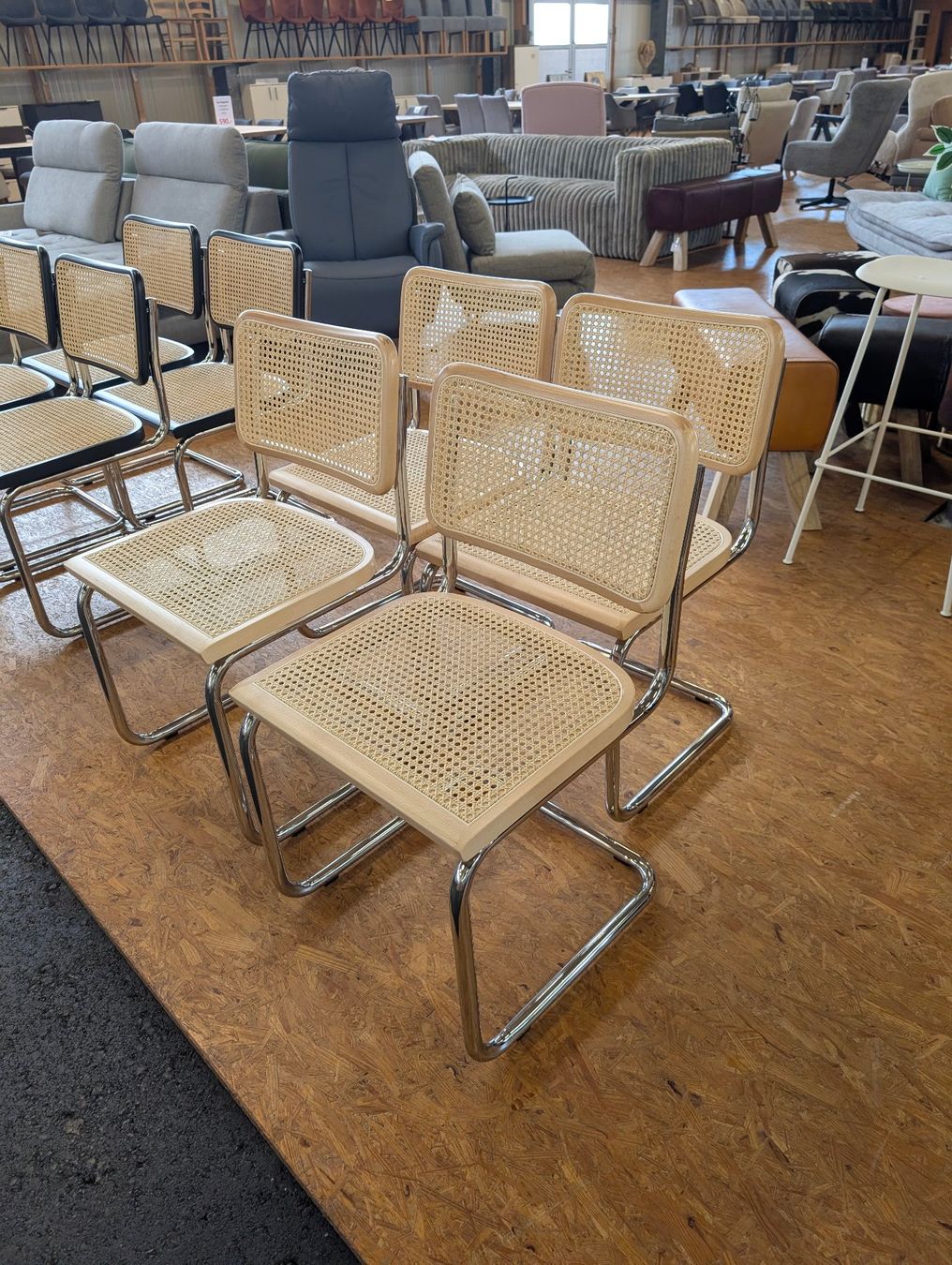 Sedie: NEU Retro Freischwinger mit Wiener Geflecht – Nuovo e nell'imballaggio originale da Grabs venduto da Moebelsparadies 2