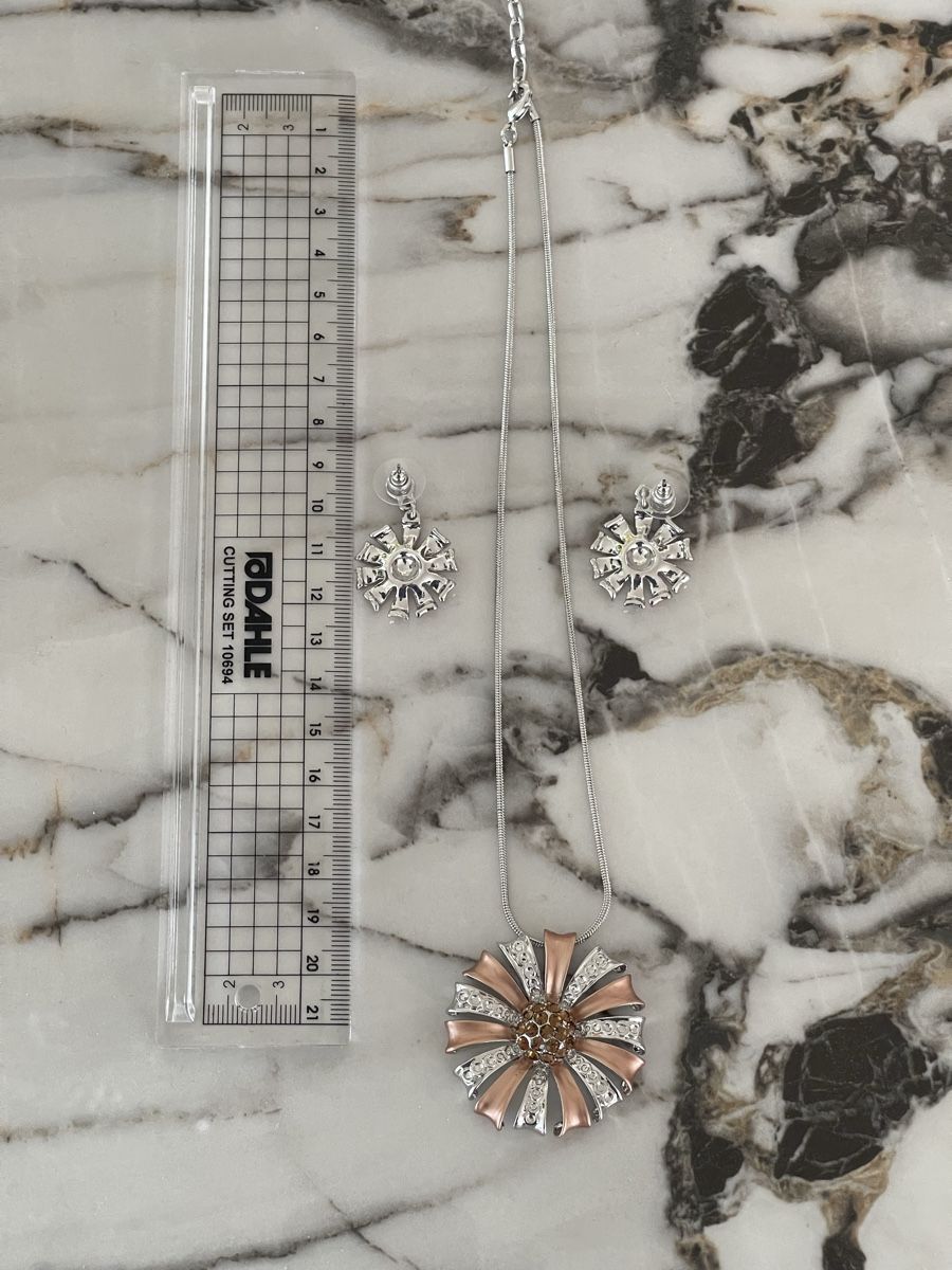 Altri gioielli: Schmuckset Blume, Kette und Ohrringe – Nuovo (secondo la descrizione) da Meisterschwanden venduto da GleMar 4
