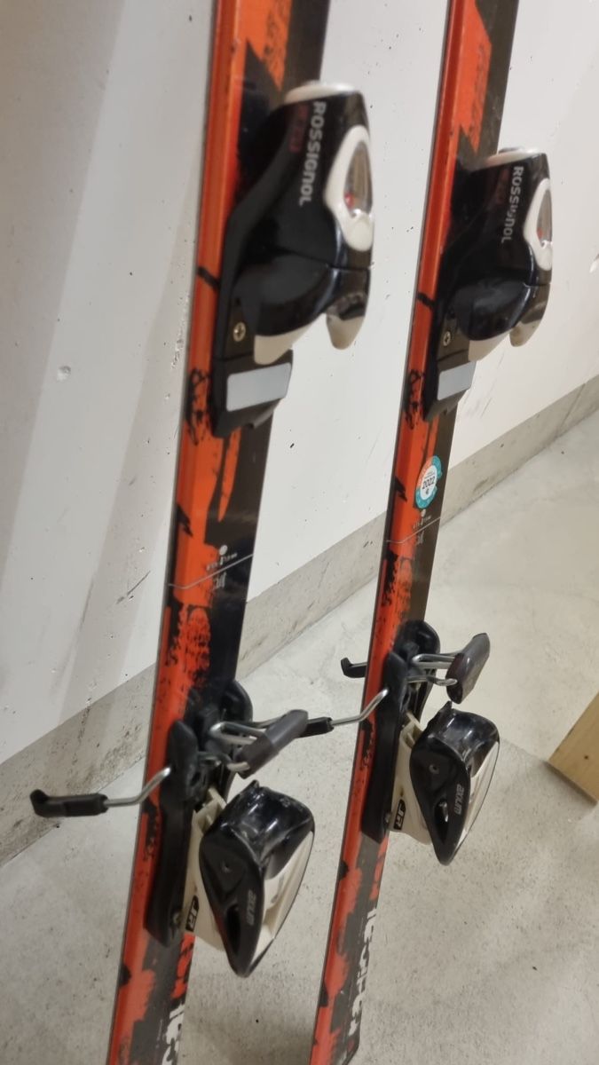 Rossignol Sci: Rossignol Kinder Ski 140cm – Usato da Dübendorf venduto da zuercher_nik 1