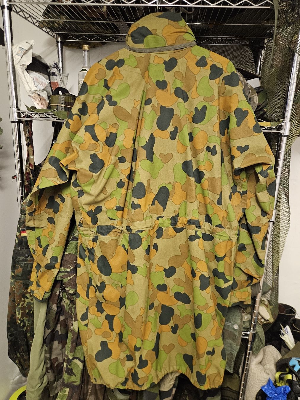 Uniformi: Gore Tex Parka Australische Armee – Usato da Hägglingen venduto da Baltica 1