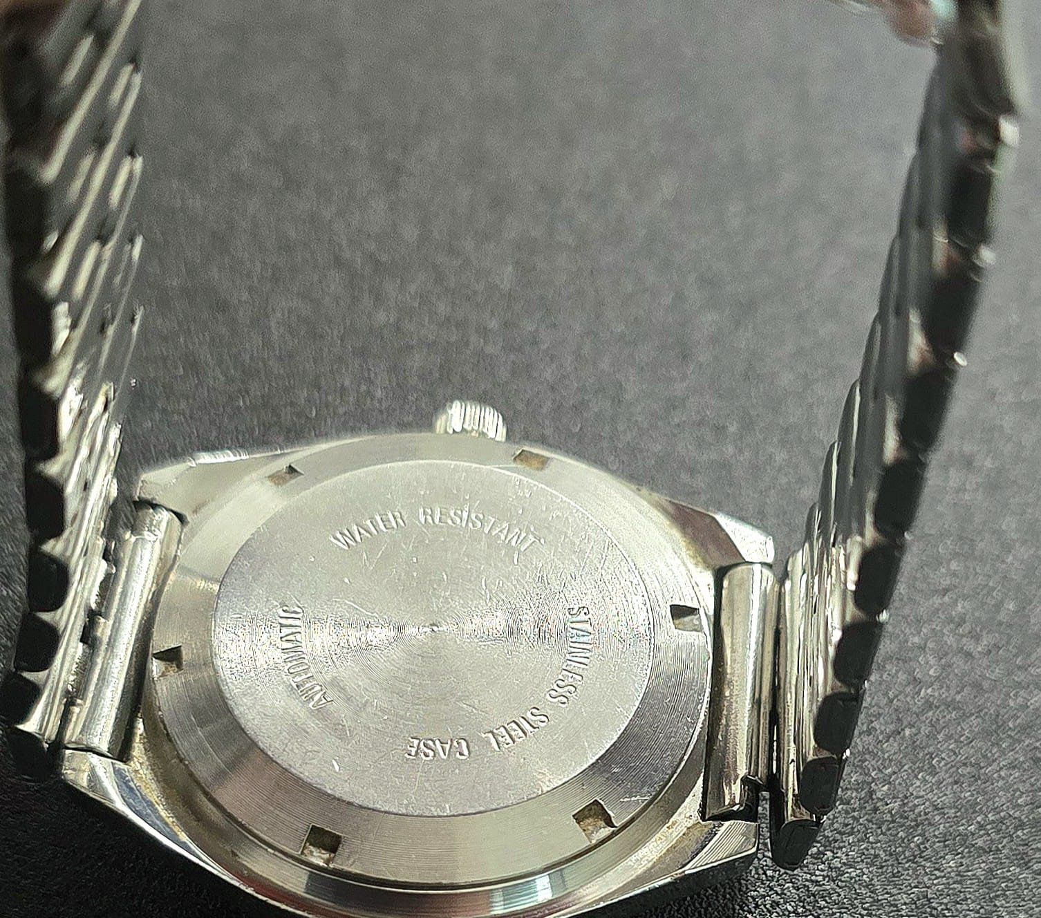 Timex Montres: TIMEX AUTOMATIC DAY-DATE  Selten – Défectueux à Neftenbach par Taschen-Uhren 7
