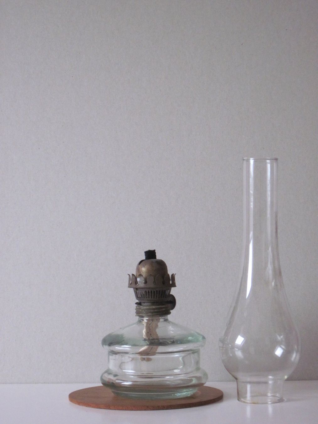 Lampade: Öl Lampe Petrol Lampe mit Glaskolben – Usato da Feuerthalen venduto da mam_5l7b 8