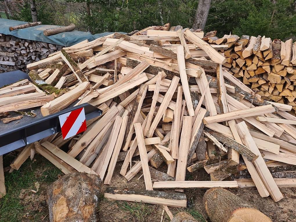 Articles en bois: Brennholz/Chemineeholz – D'occasion à Adlikon par renpschd 4