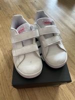 Adidas Kinder Turnschuhe Gr. 25.5 weiss, gebraucht