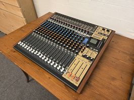 Tascam Model 24