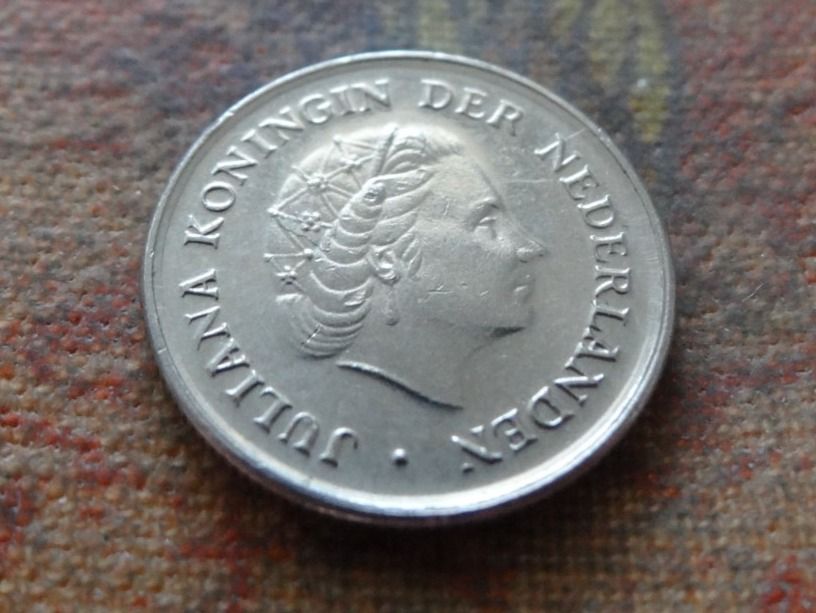 Tutti le monete: PAYS-BAS  Nederland  10  Cent  1978 – Usato da Romanel-sur-Lausanne venduto da Swift13 1