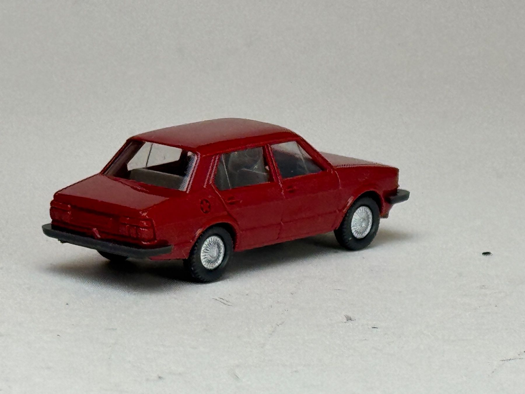 Wiking Modellini d'auto: Wiking VW Jetta h-braunrot – Usato da Elm venduto da Wikmtz 1
