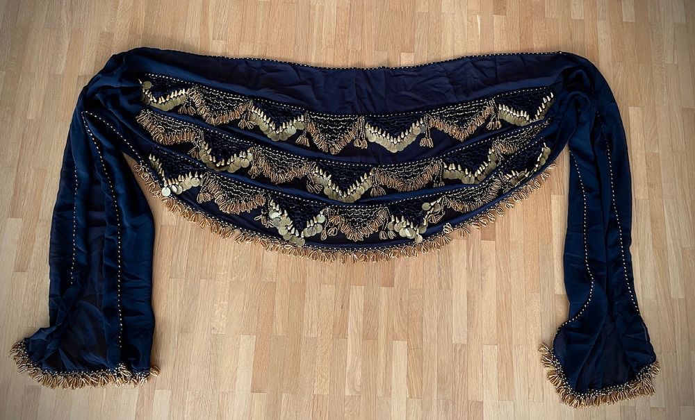 Costumes: Bauchtanz Hüfttuch Bellydance – D'occasion à Buchs ZH par Sbono