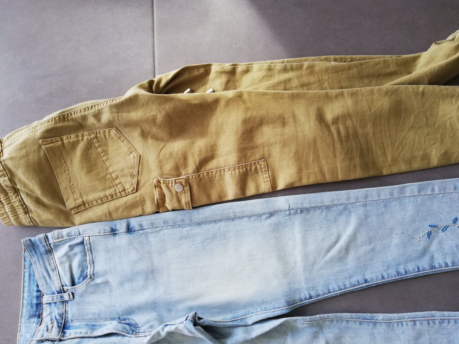 Lotti di vestiti: 2 Paar Jeans Gr 34 – Usato da Untersiggenthal venduto da Marlen59 3