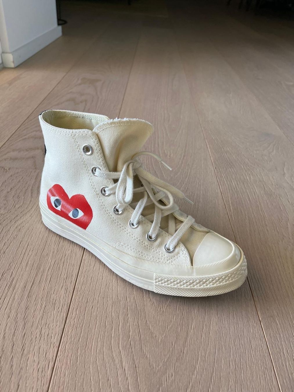 Converse Scarpe da donna: Weisse Converse Schuhe – Usato da Zollikon venduto da gab_v26c