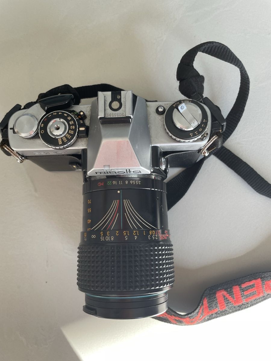 Minolta Fotocamera: Minolta XD7 mit Zubehör  – Usato da Uerikon venduto da Sailfd 1