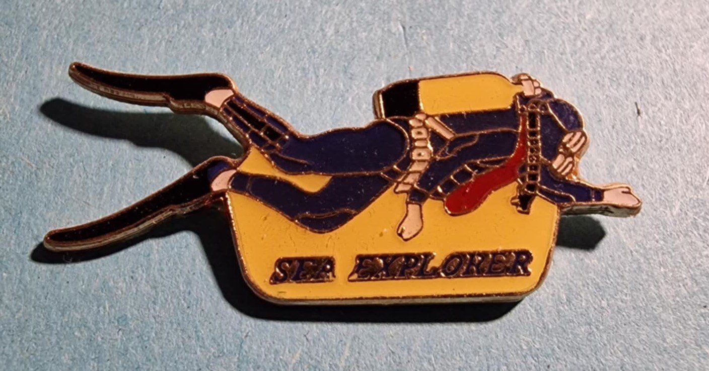 Plaquettes & Badges: Pin Taucher Sea Explorer – D'occasion à Härkingen par specialshapes