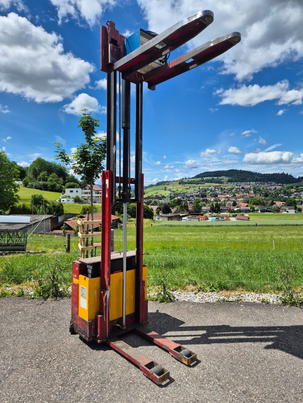 Linde Carrelli elevatori e a forche: Deichselstapler Ameise mit Vollfreihub 3 METER – Usato da Steffisburg venduto da Forkliftpower 5