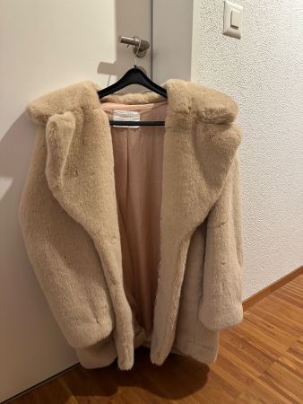 Pelzmantel (unecht) - Zara - Beige