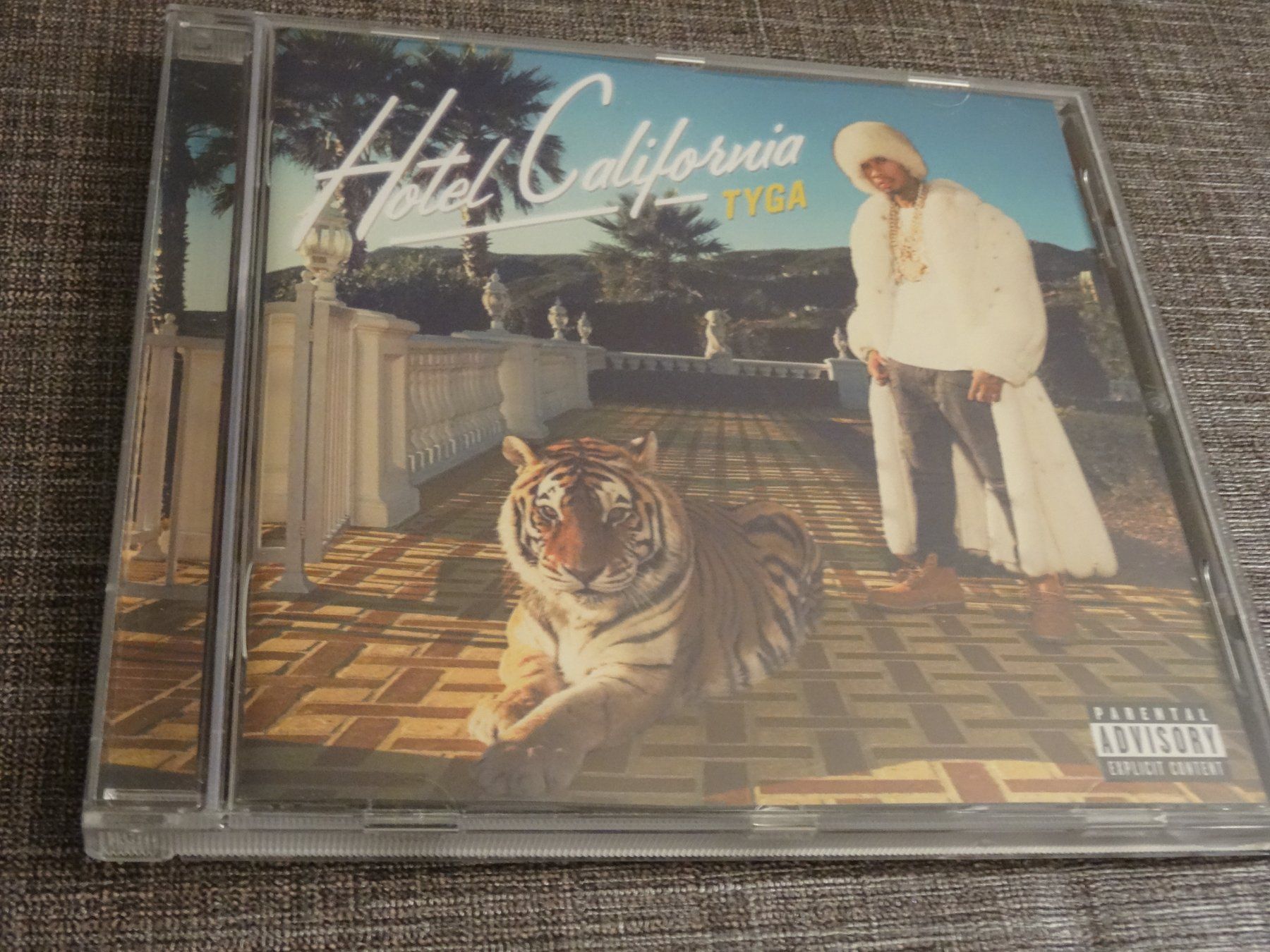 CD: TYGA - Hotel California CD – Usato da Olten venduto da Disc-Ausverkauf