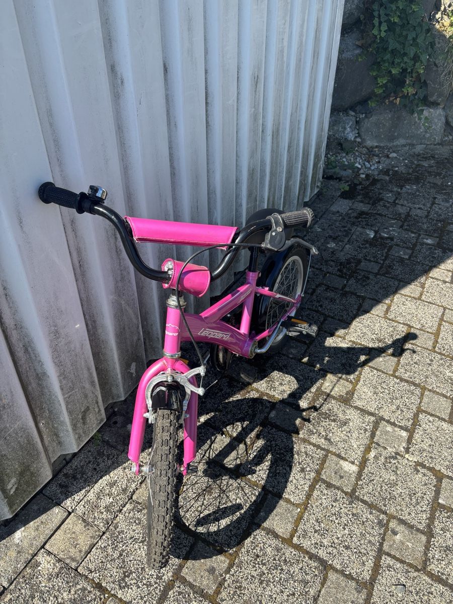 Leopard Biciclette: Kinder Velo Leopard Pink 16 Zoll gebraucht – Usato da Oberuzwil venduto da def7miri 1