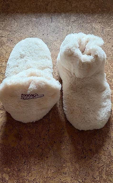 Scarpe da uomo: Habibi Plush Shoes – Usato da Villnachern venduto da stephanieomlin