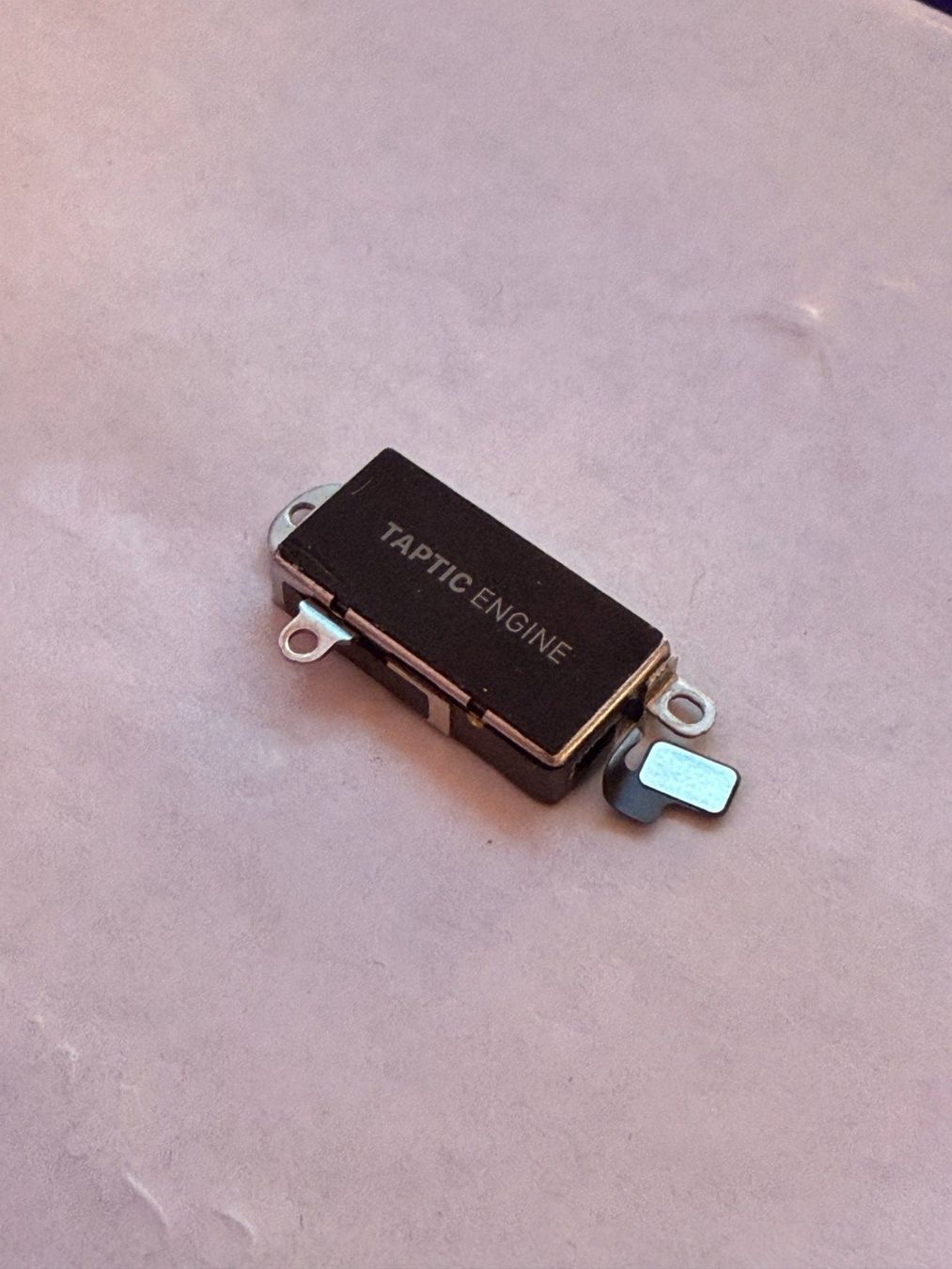Apple Portables: iPhone 14 Pro Max Taptic Engine – D'occasion à Rüti ZH par kai_tsf6