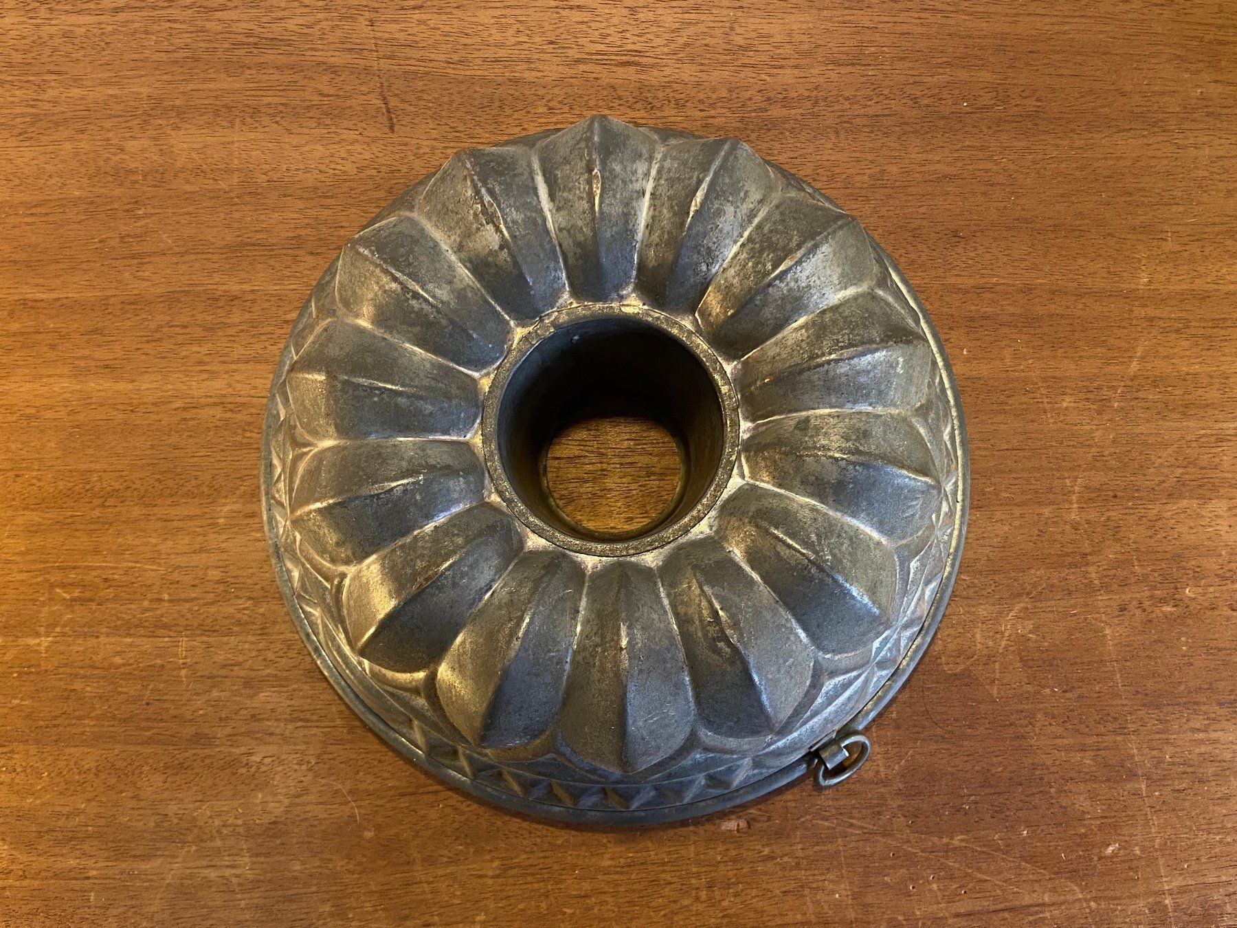 Teglie da forno: Antike Backform Kuchenform aus Kupfer – Usato da Schaffhausen venduto da vintageville 4