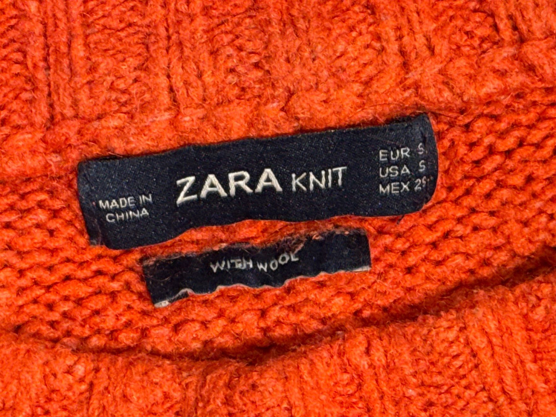 Zara Pullover & Sweatshirts: Strick Pulli, ZARA, sehr grosszügiges S – Gebraucht aus Amriswil von used2use 1