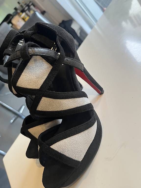 Scarpe da donna: Highheels schwarz / grau – Usato da Rombach venduto da kar_5kkt 2