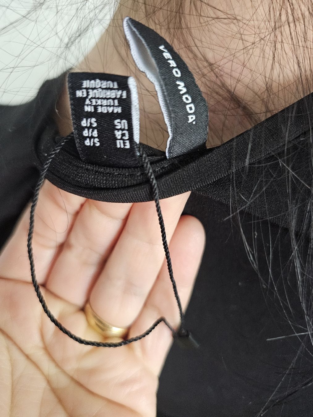 Vestiti: Vero Moda schwarzes Kleid gr s – Nuovo (secondo la descrizione) da Grosshöchstetten venduto da Qenko 3