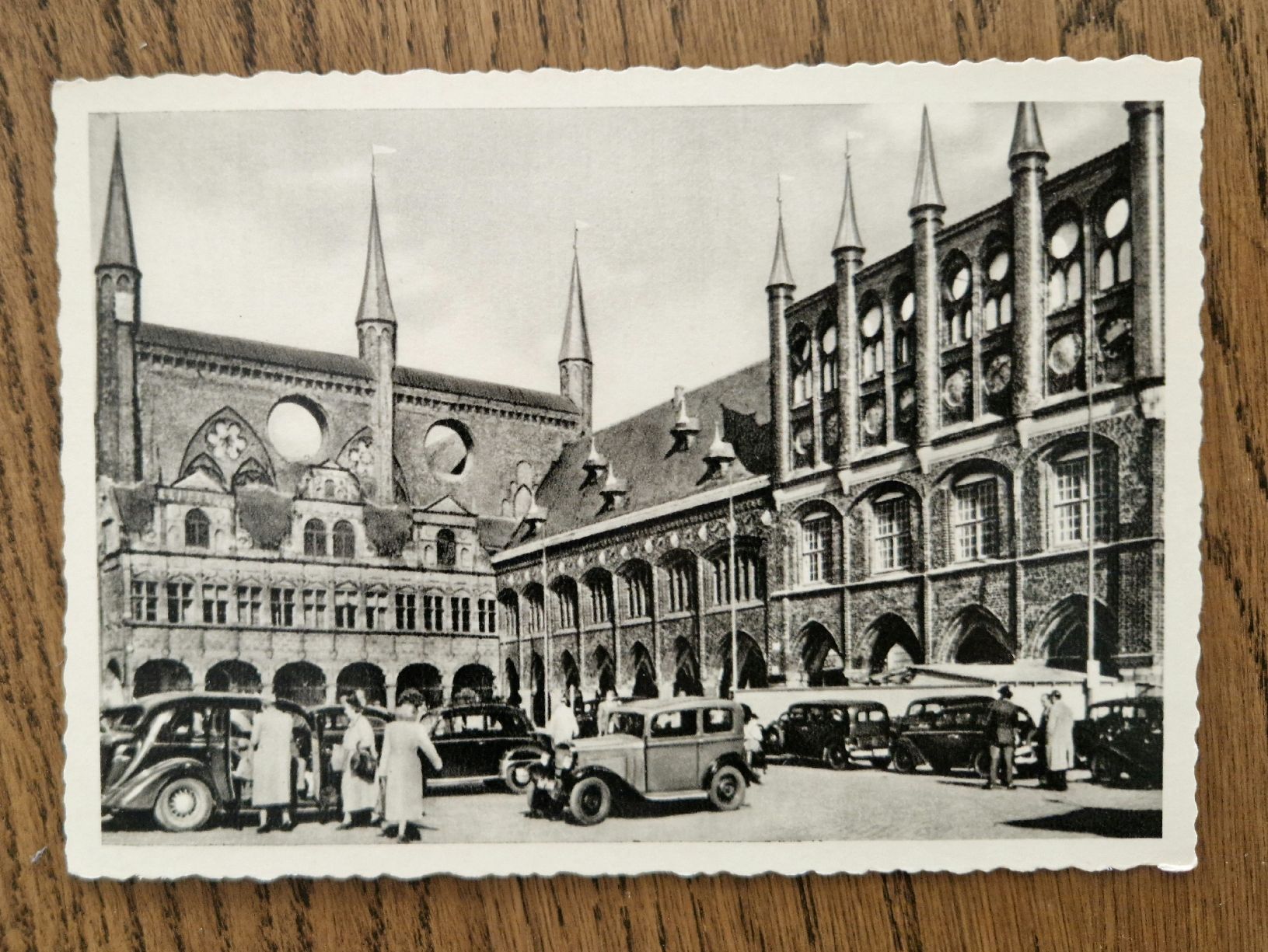 Cartoline postali: Lübeck, Oldtimer – Usato da Ebikon venduto da Donar50