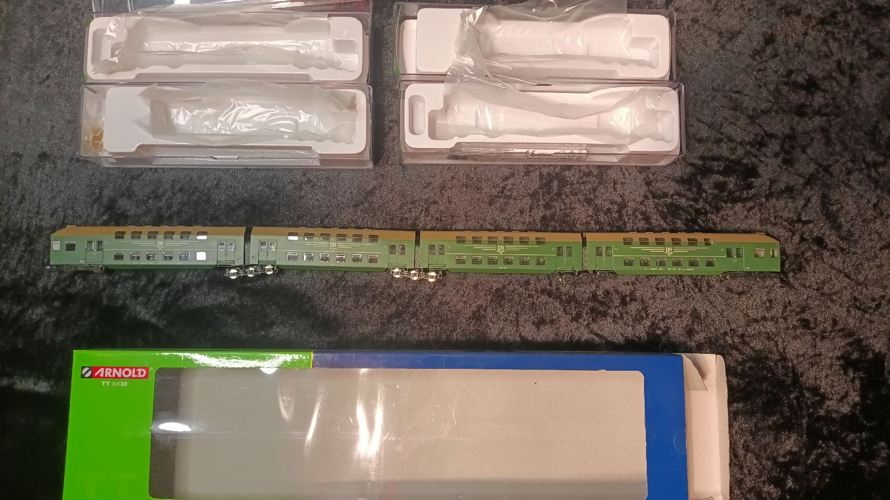 Arnold Modellini di ferrovie: Doppelstockeinheit 4Teilig – Nuovo e nell'imballaggio originale da Conters venduto da dave_freak
