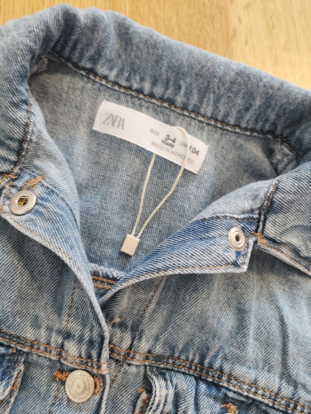 Zara Vestiti & Gonne: Zara Jeanskleid gr. 104 – Usato da Zürich venduto da Simfa 1