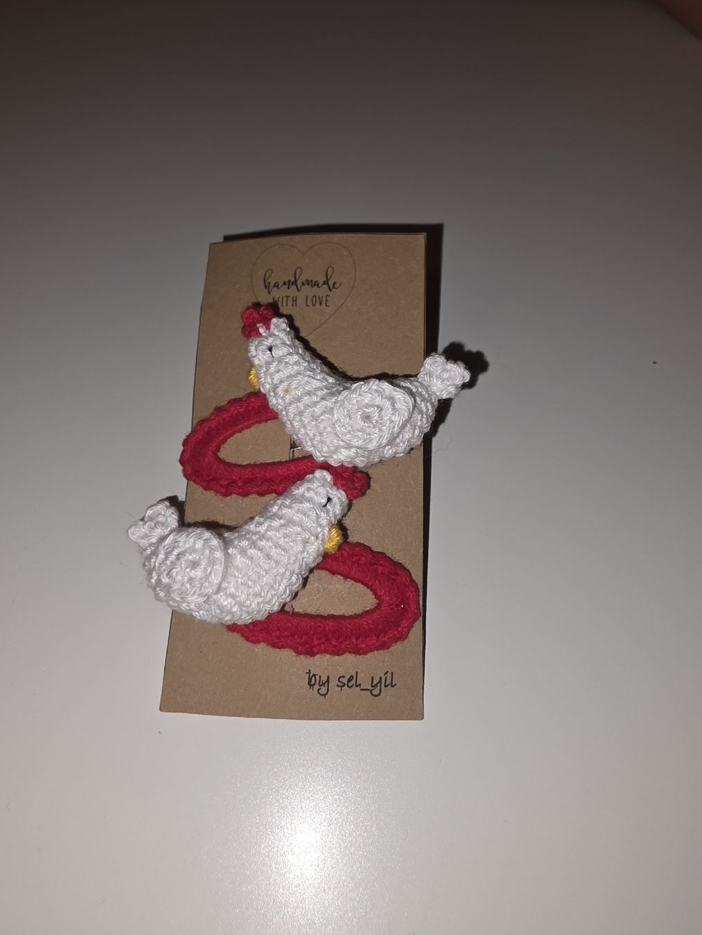 Accessori per capelli: Handgemachte Hühner Haarspangen – Nuovo e nell'imballaggio originale da Grafstal venduto da sel_yil