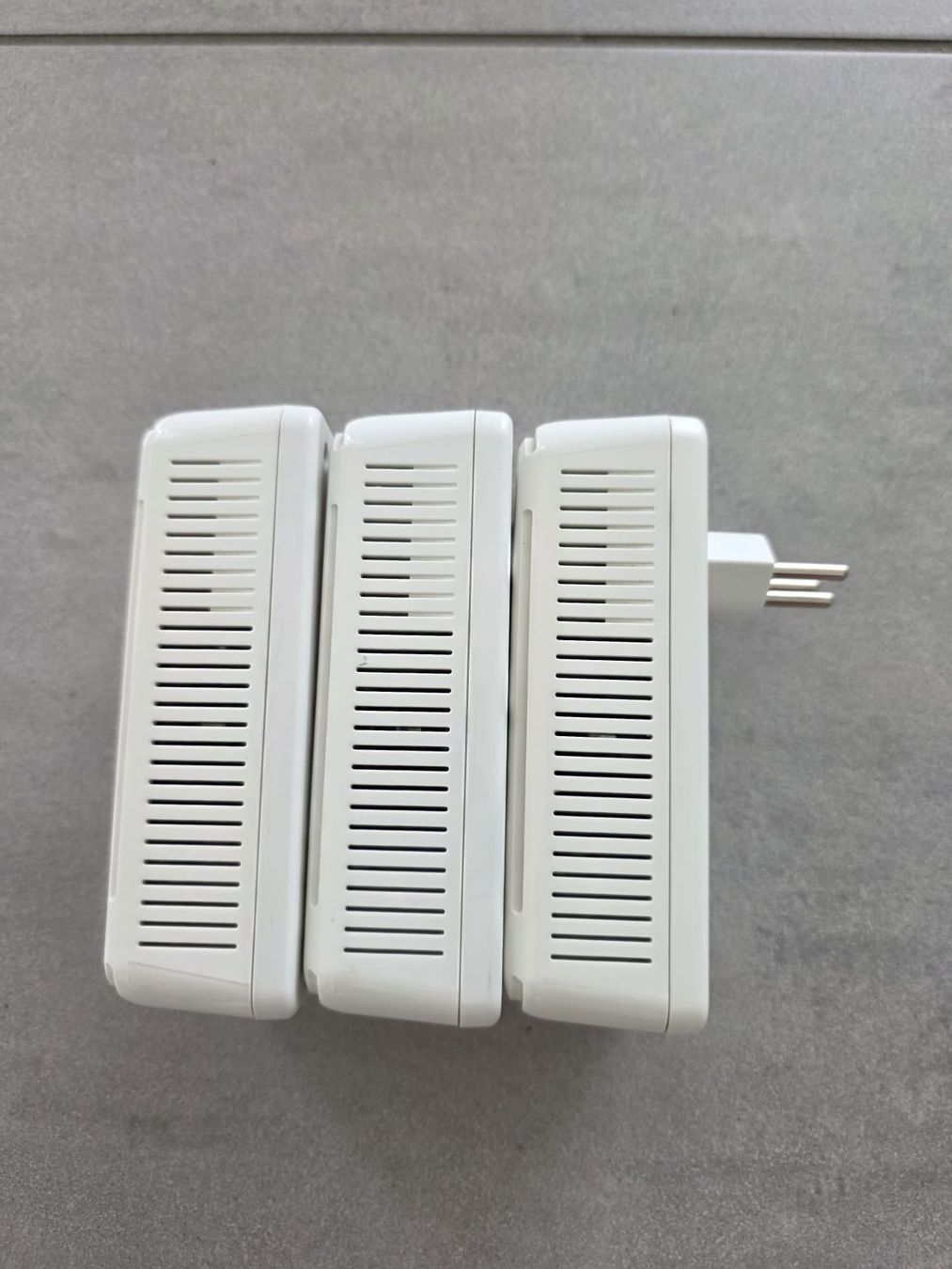 Devolo Unità & Adattatore: Devolo dLAN 200 AVsmart+ Powerline Adapter (3 Stk.) ab 1 CHF – Usato da Weggis venduto da Dirtyharry 2