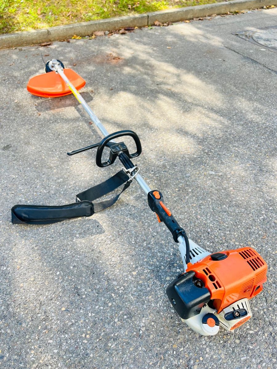 Stihl Alle Werkzeuge: Rasentrimmer Stihl KM 130 R – Gebraucht aus Urdorf von mas_5wfz 4