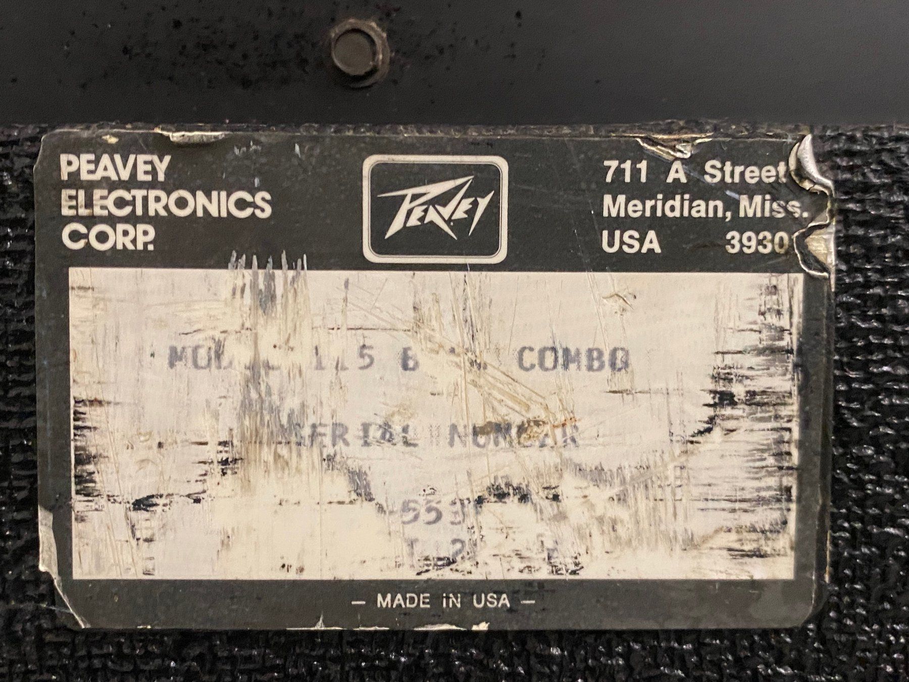 Peavey Amplificatori: PEAVEY BASS COMBO MARK III – Usato da Dietikon venduto da Ilsru 6