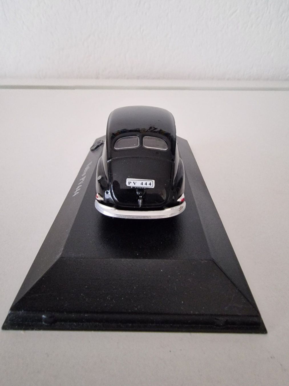 Volvo Modellautos: VOLVO PV444 - ATLAS - 1:43 – Neu (gemäss Beschreibung) aus Auenstein von Atomium 5