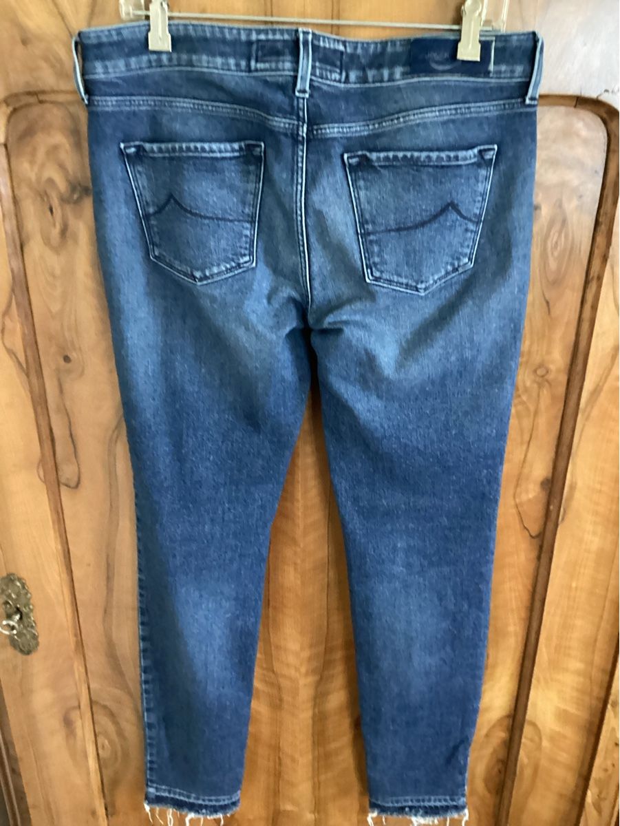 Jacob Cohën Jeans: Jacob Cohen, Damenjeans, Gr. 31 inch – Gebraucht aus Salenstein von Esprit57 2