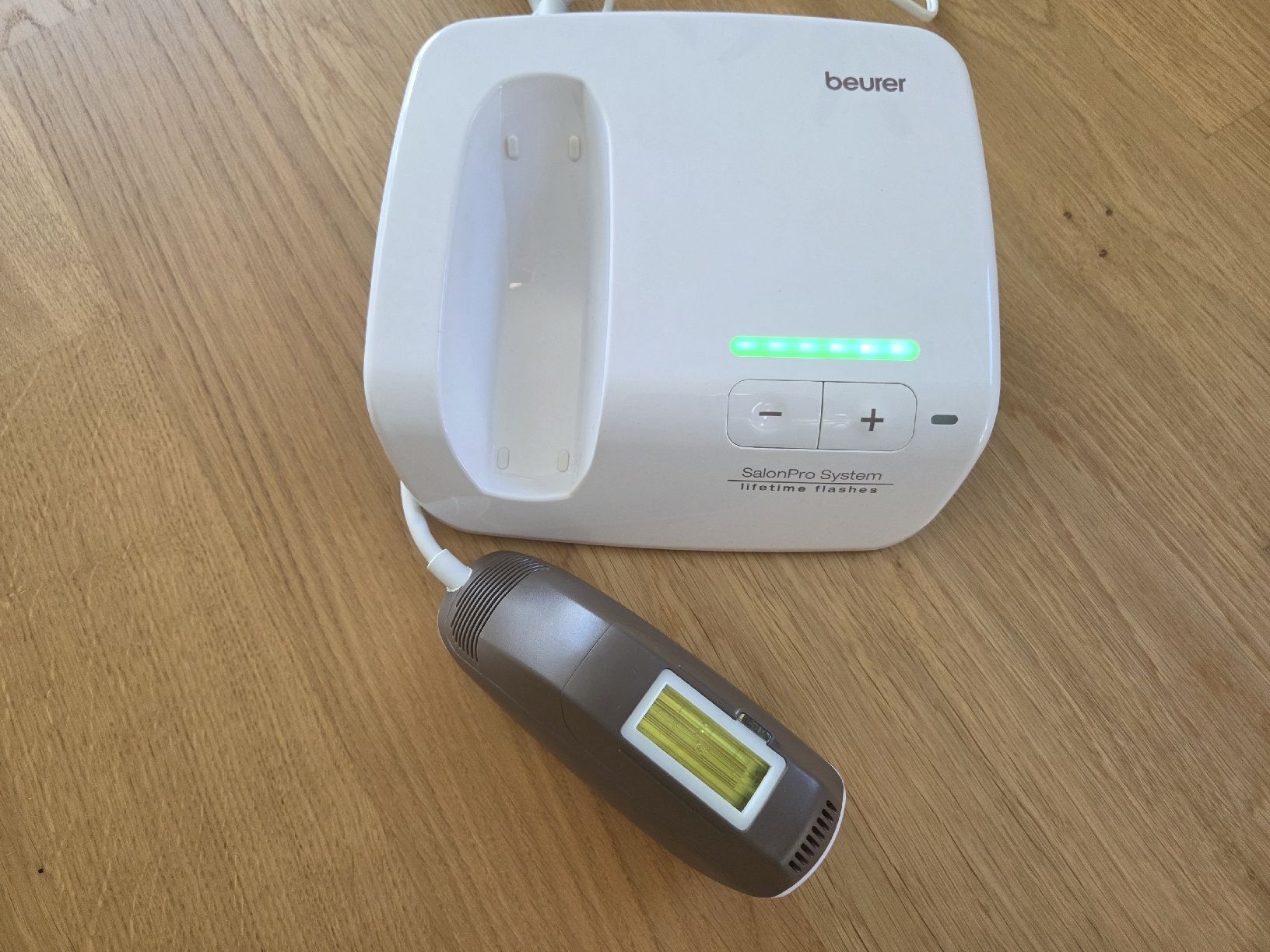 Beurer Epilatori: Beurer SalonPro System IPL 10000+ – Usato da Männedorf venduto da Anelim2 1
