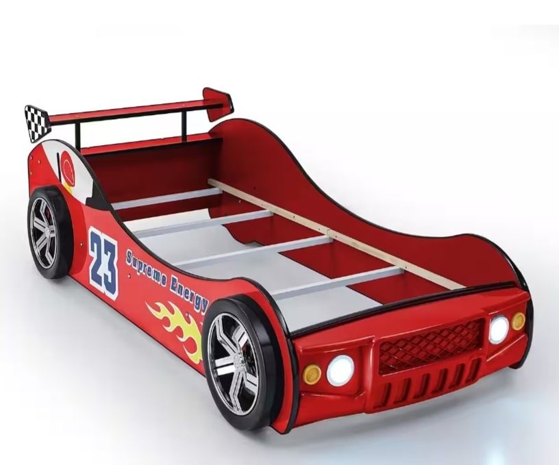 Letti: Kinderbett Rennauto – Usato da Winterthur venduto da Rubinof 7